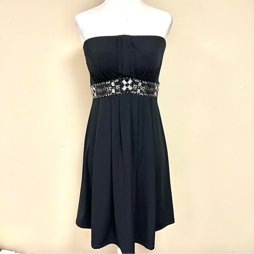 White House Black Market black strapless dress Sz 2